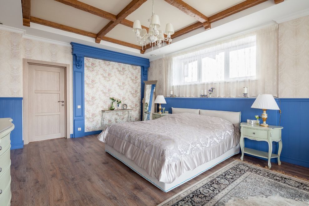 Двухэтажный дом с цокольным этажом и мансардой