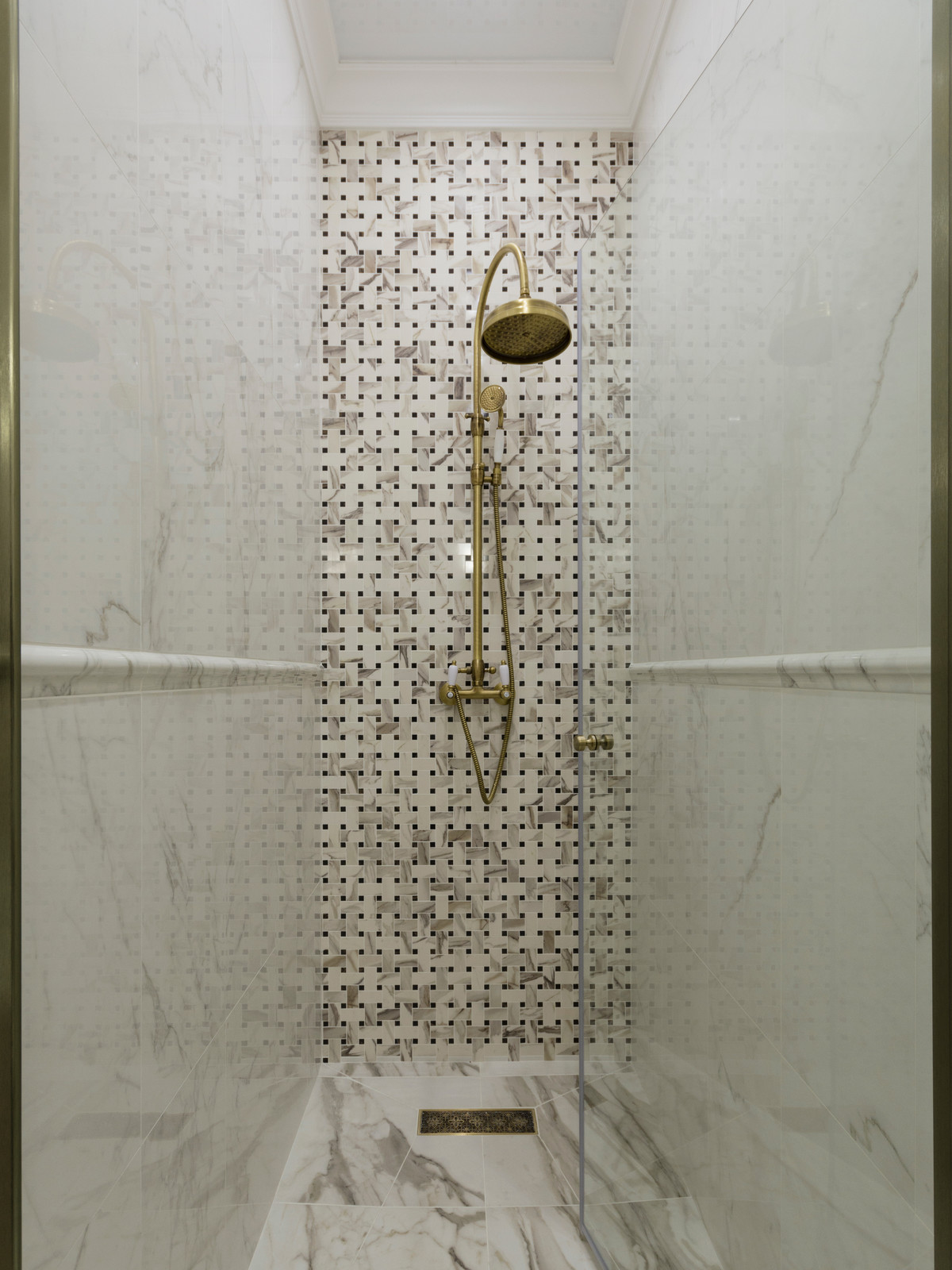 Фоновое изображение профиля Анна Бернштайн