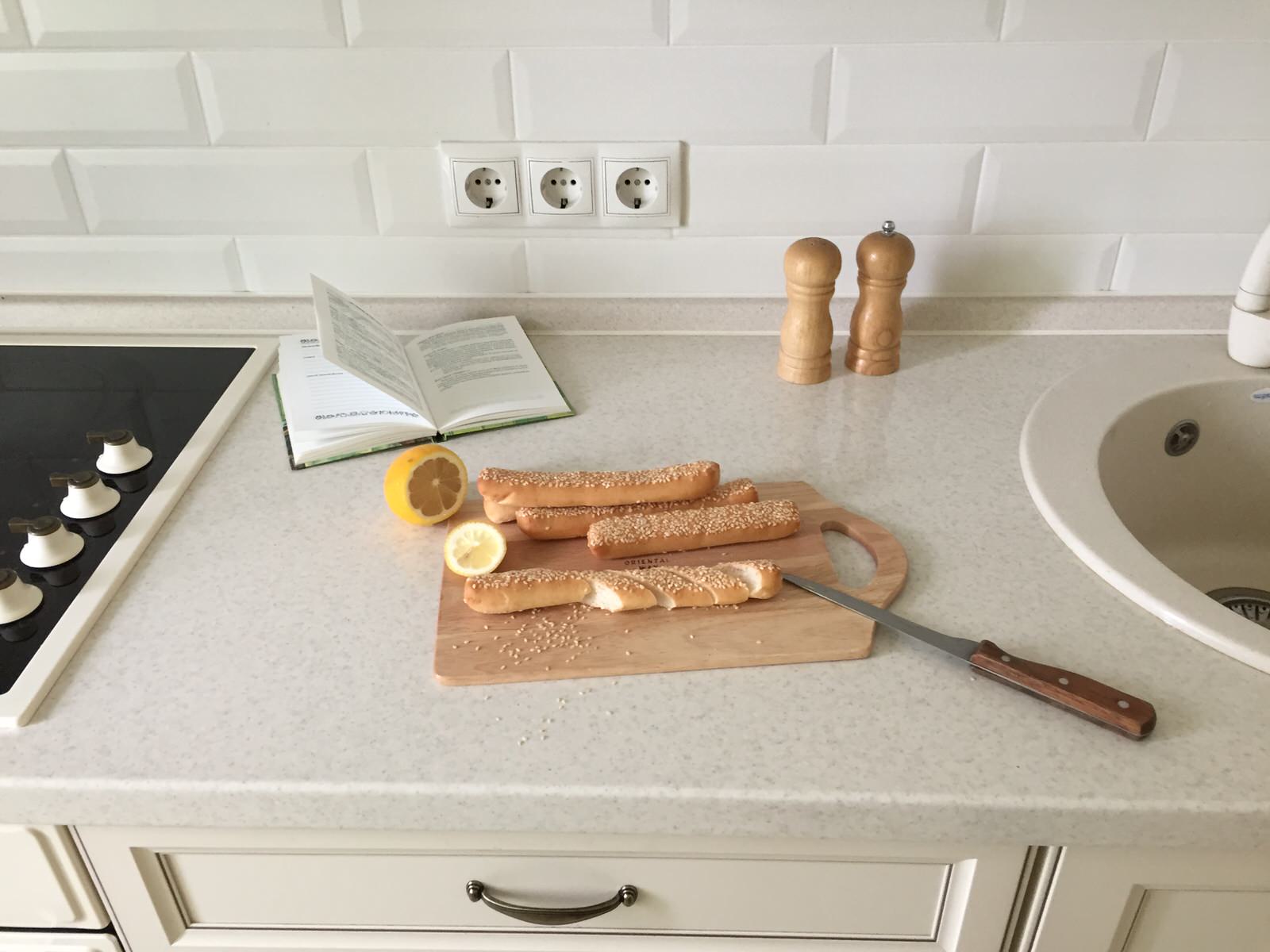 Квартира в светлых тонах с элементами классики