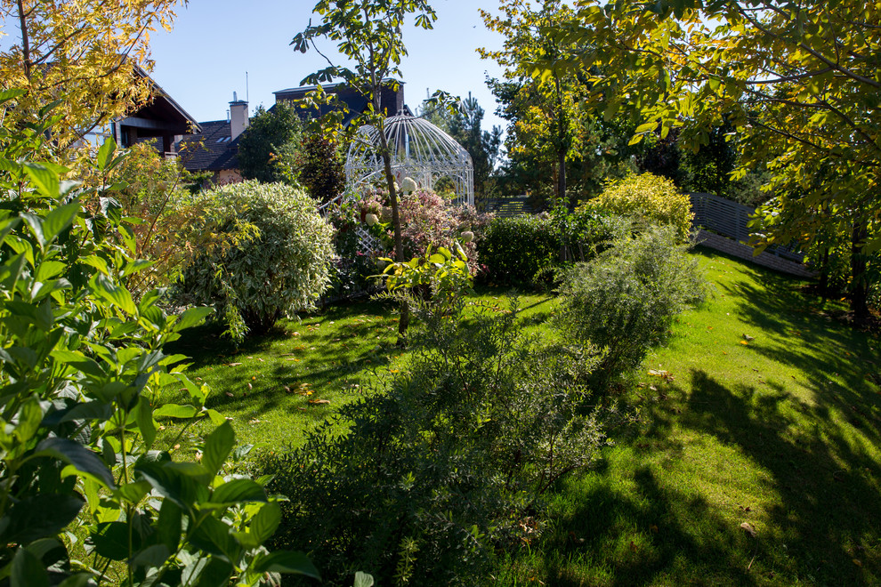 Сад на Пятницком шоссе.  Дизайнер Лариса Юрова