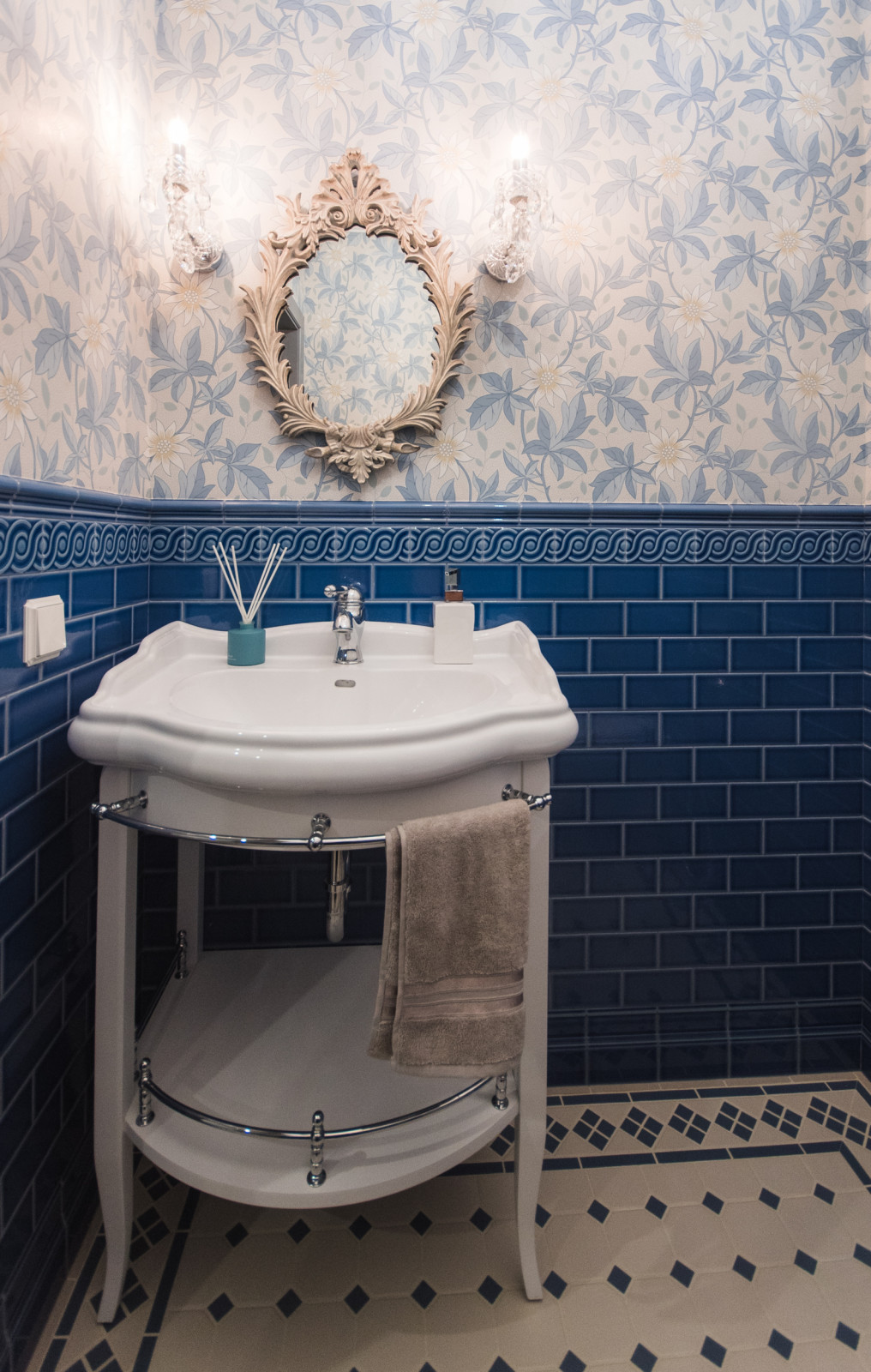 Классика в голубых тонах