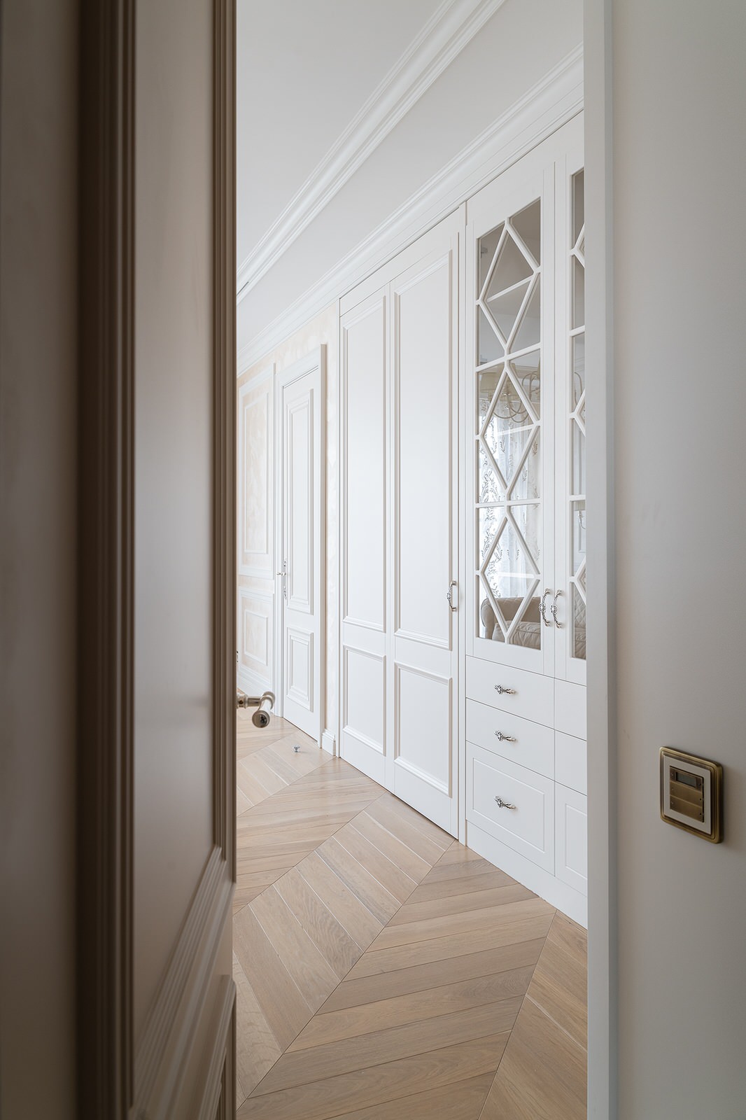 Мебель на заказ для светлой квартиры