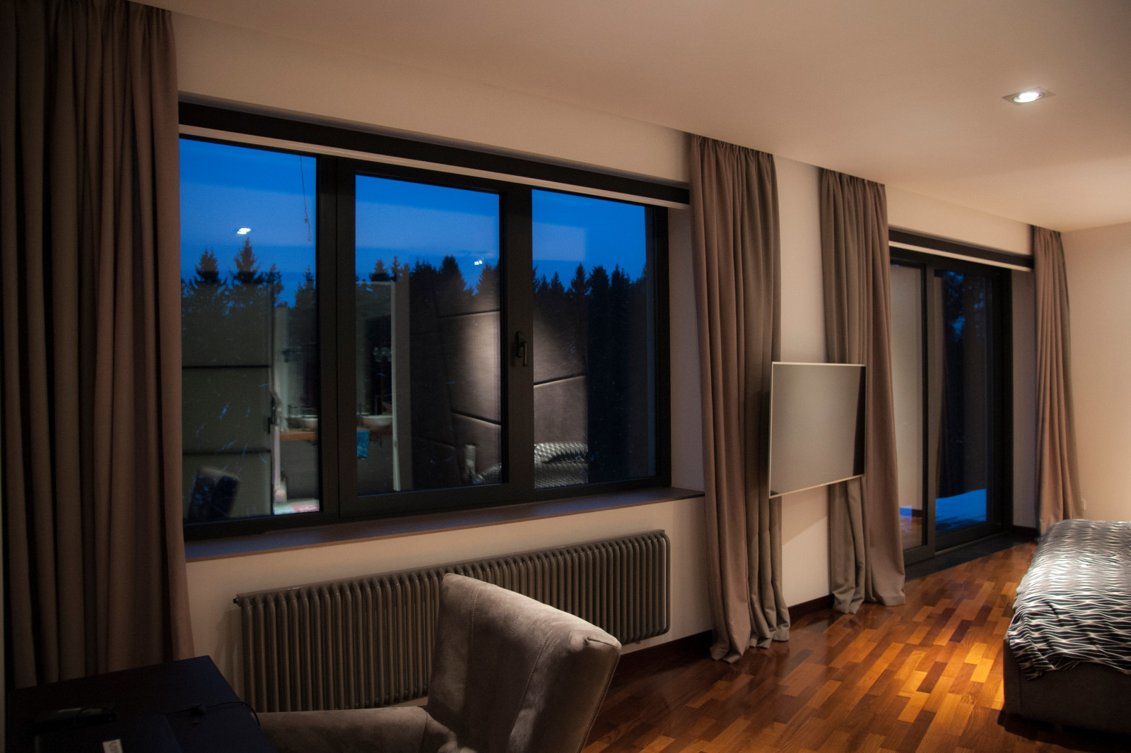 Ролл-шторы с электроприводом