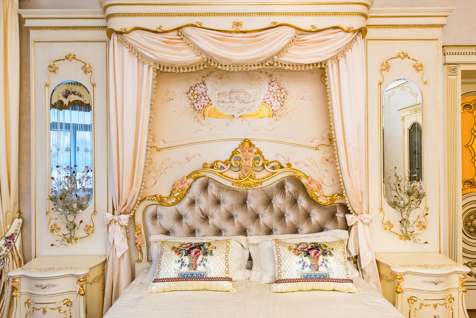 Спальня в классическом стиле