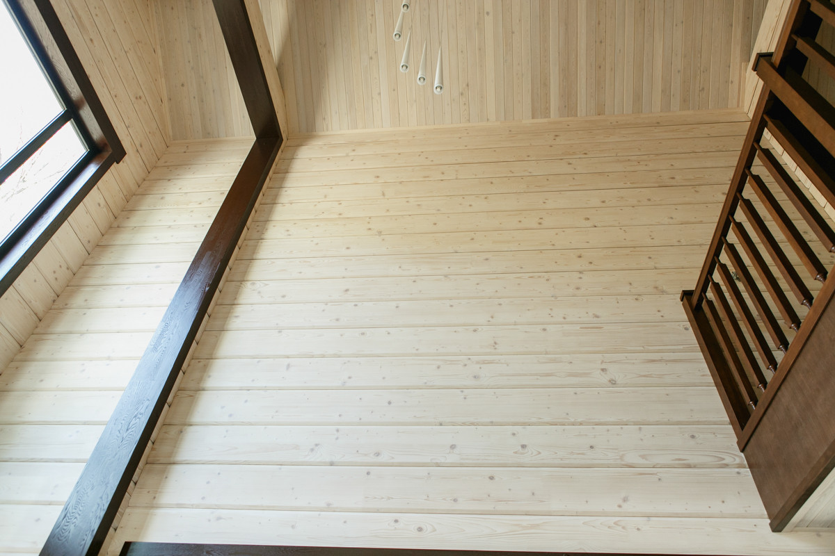 Интерьер дома из клееного бруса