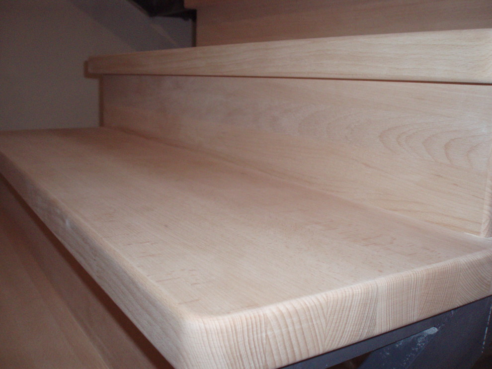 Лестница из Бука