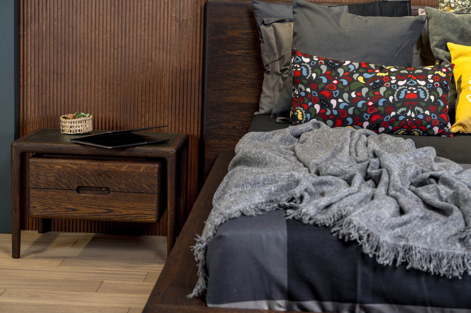 Мебель из массива дуба