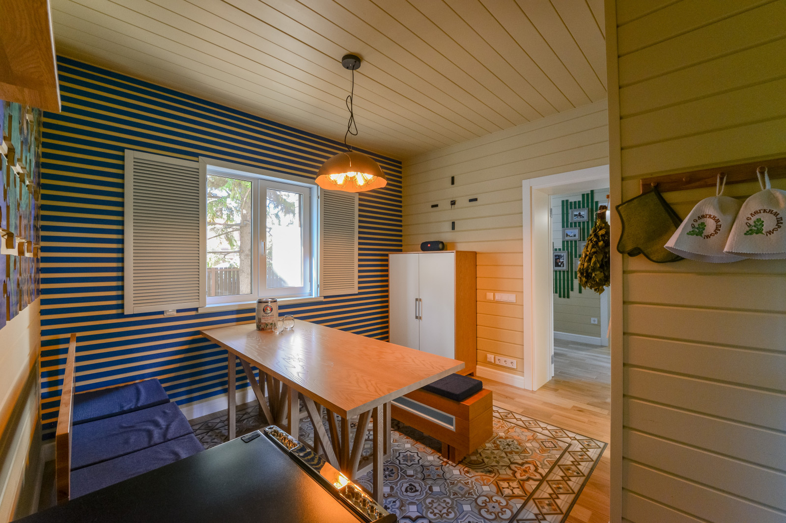 Летний дачный дом с банным комплексом