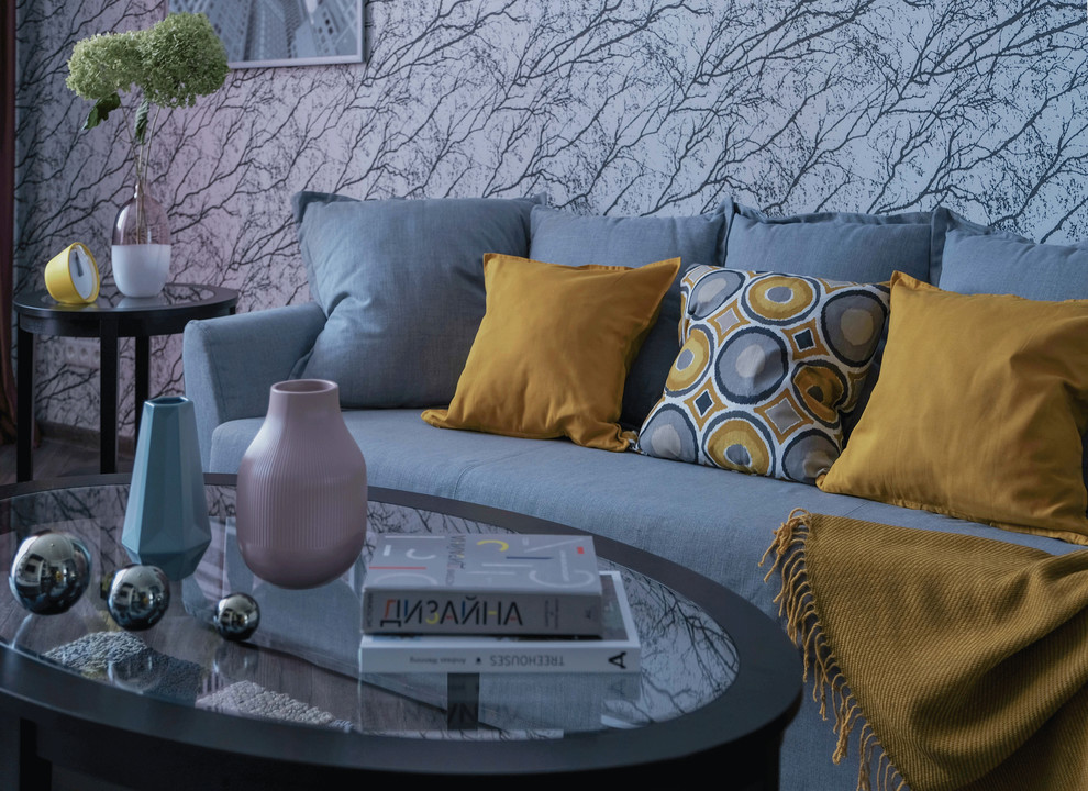 Двухкомнатная квартира для молодой девушки