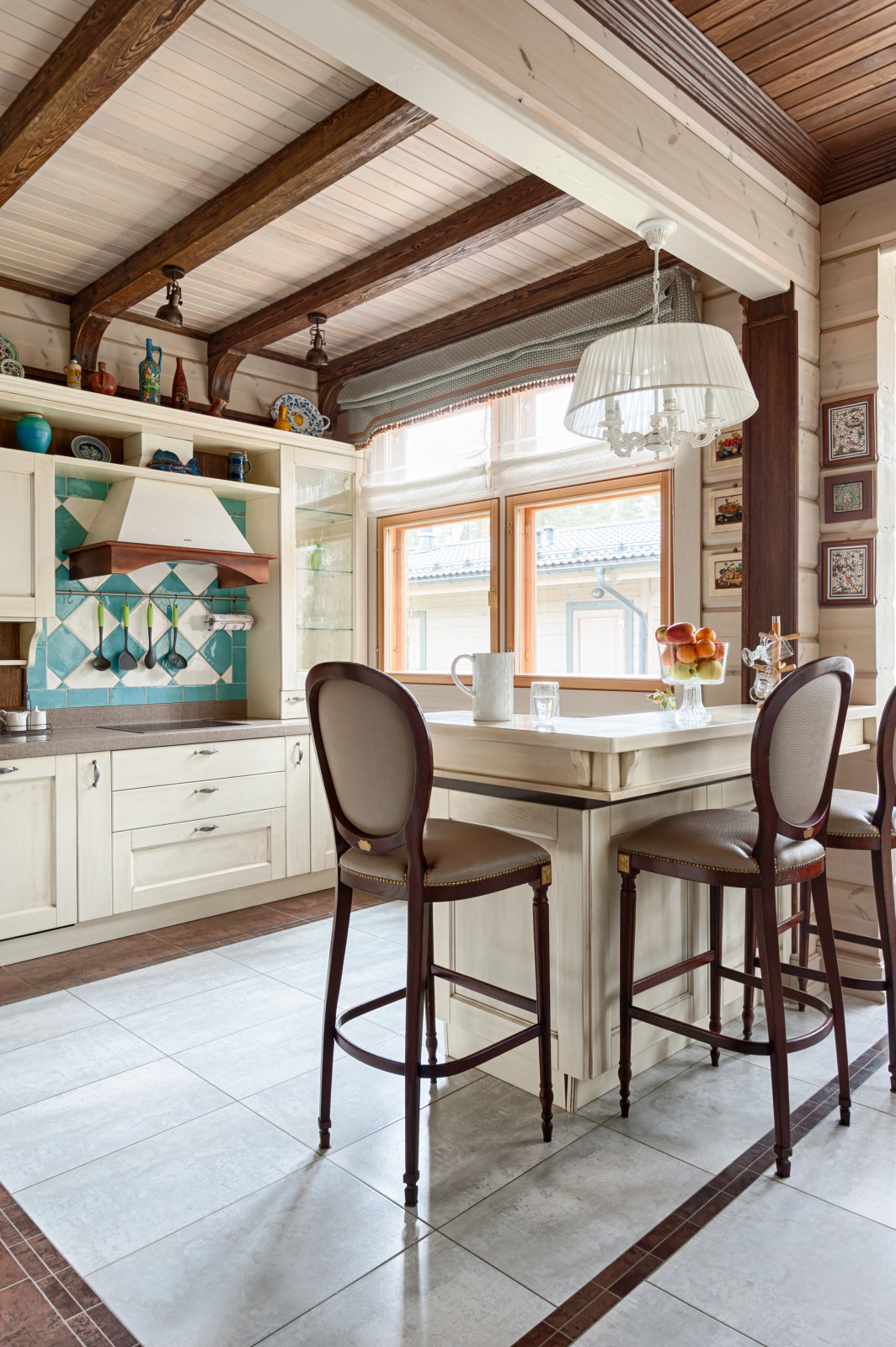 Дом у Медного озера