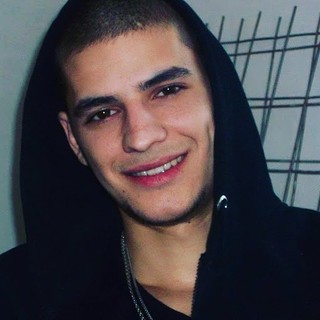 Руслан Светлеющих