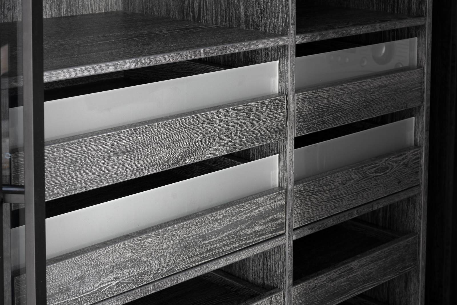 Гардеробная с перегородкой S1200