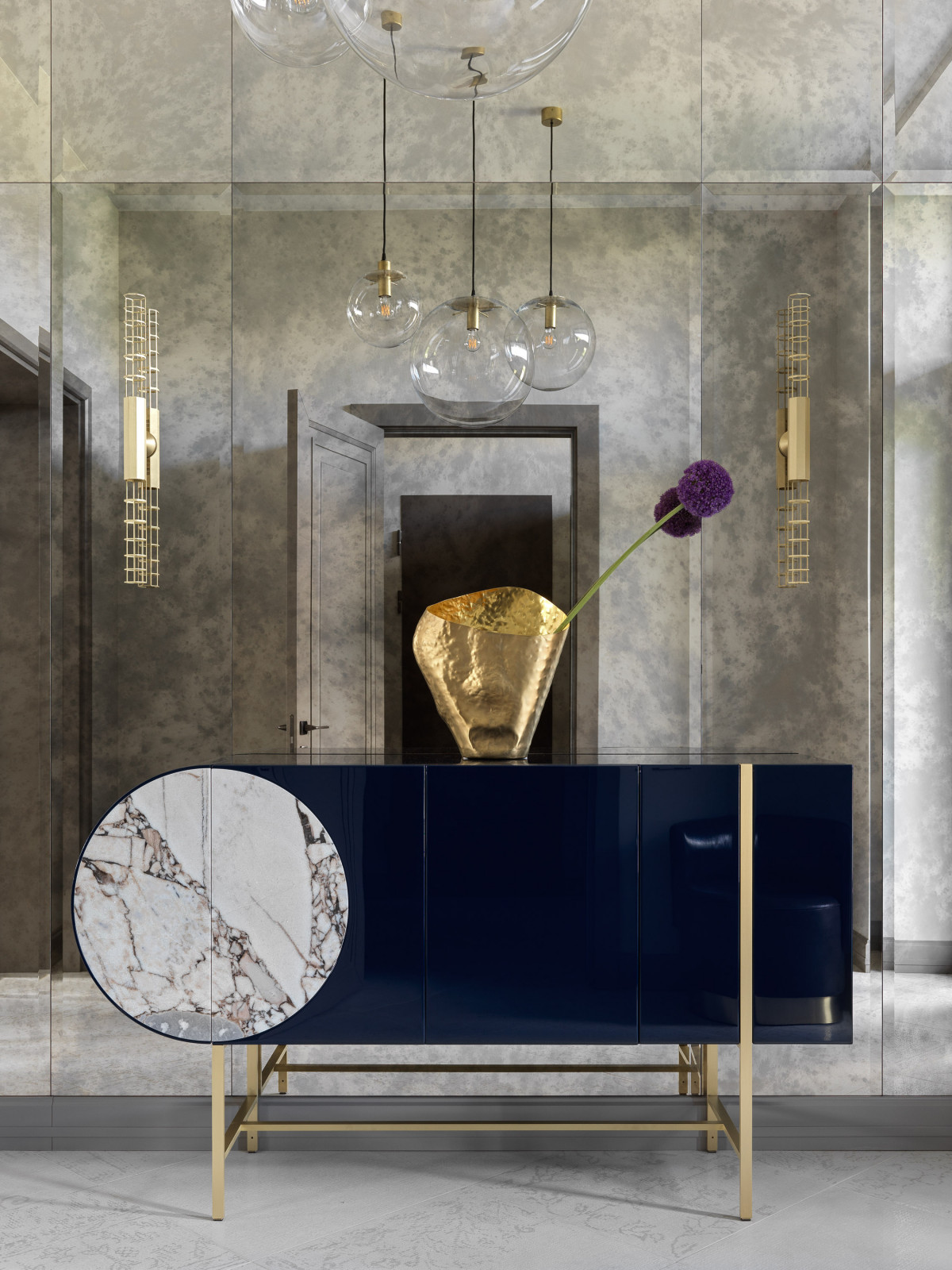 Houzz тур: Загородный дом со стеклянным камином