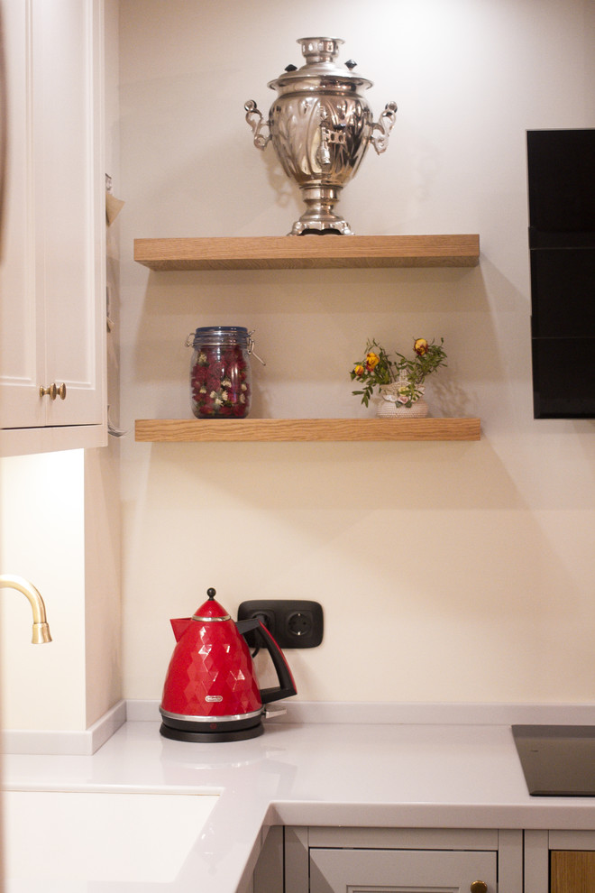 Бело-серая кухня в Москве