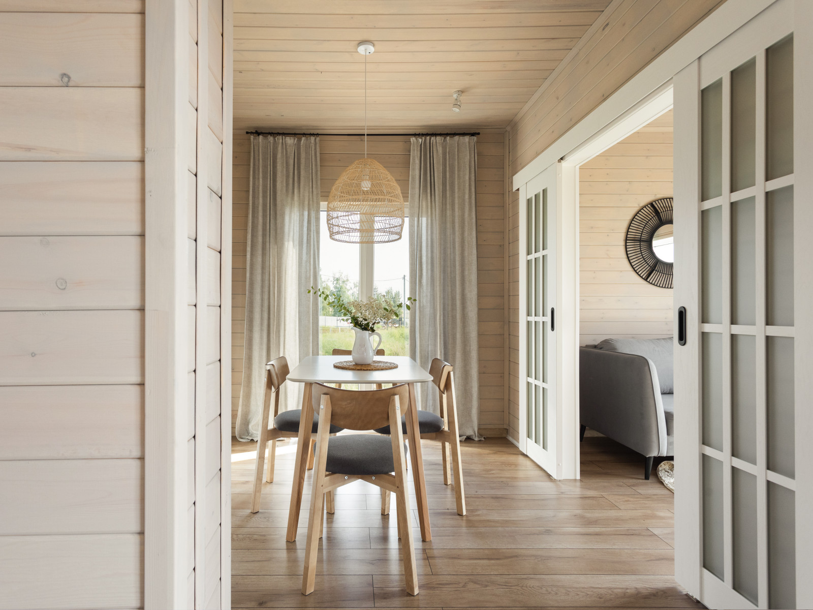 Обложка проекта: Дачный домик