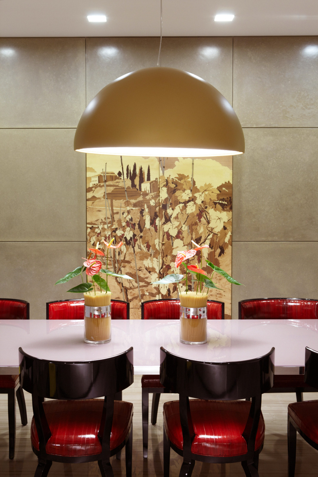 ДОМ 1800 КВ.М. КРИСТАЛ ИСТРА