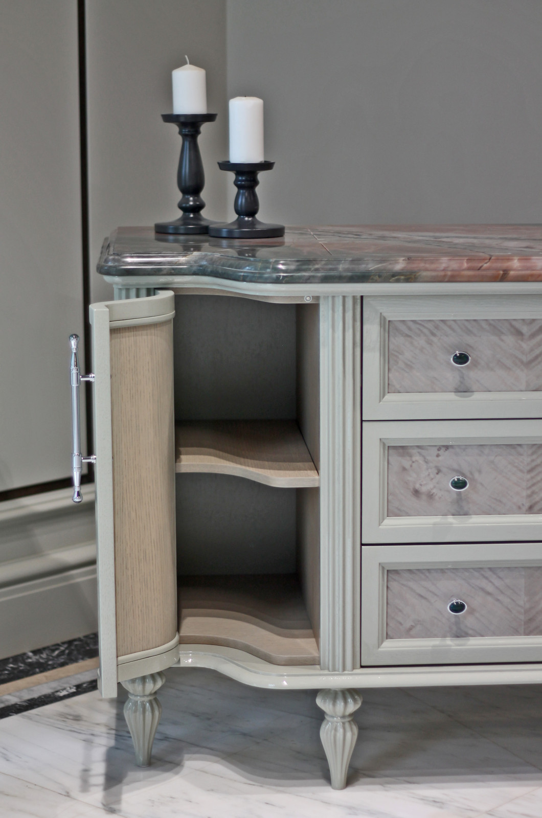 Комод в ванную комнату