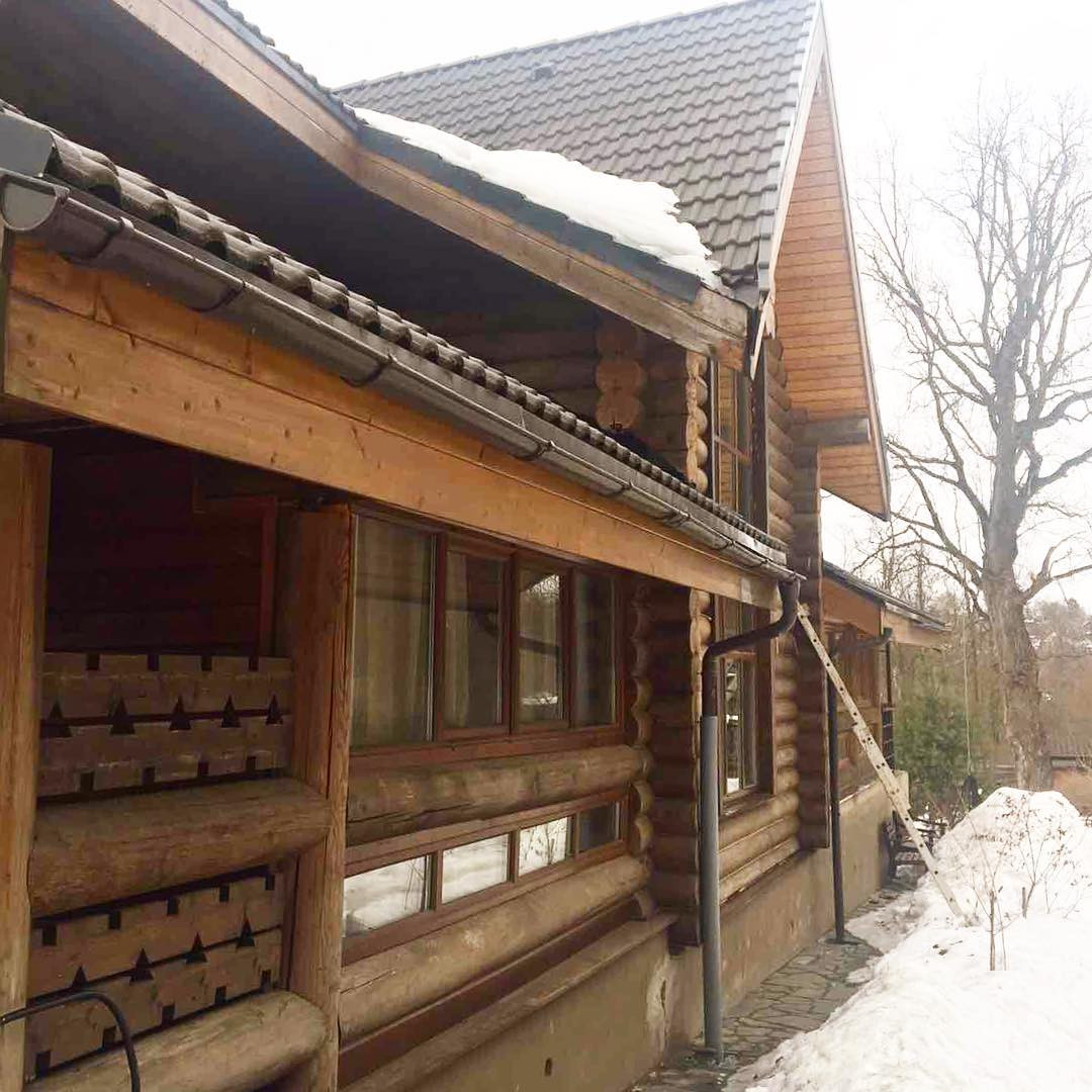 Обложка проекта: Водосточная система для дачи