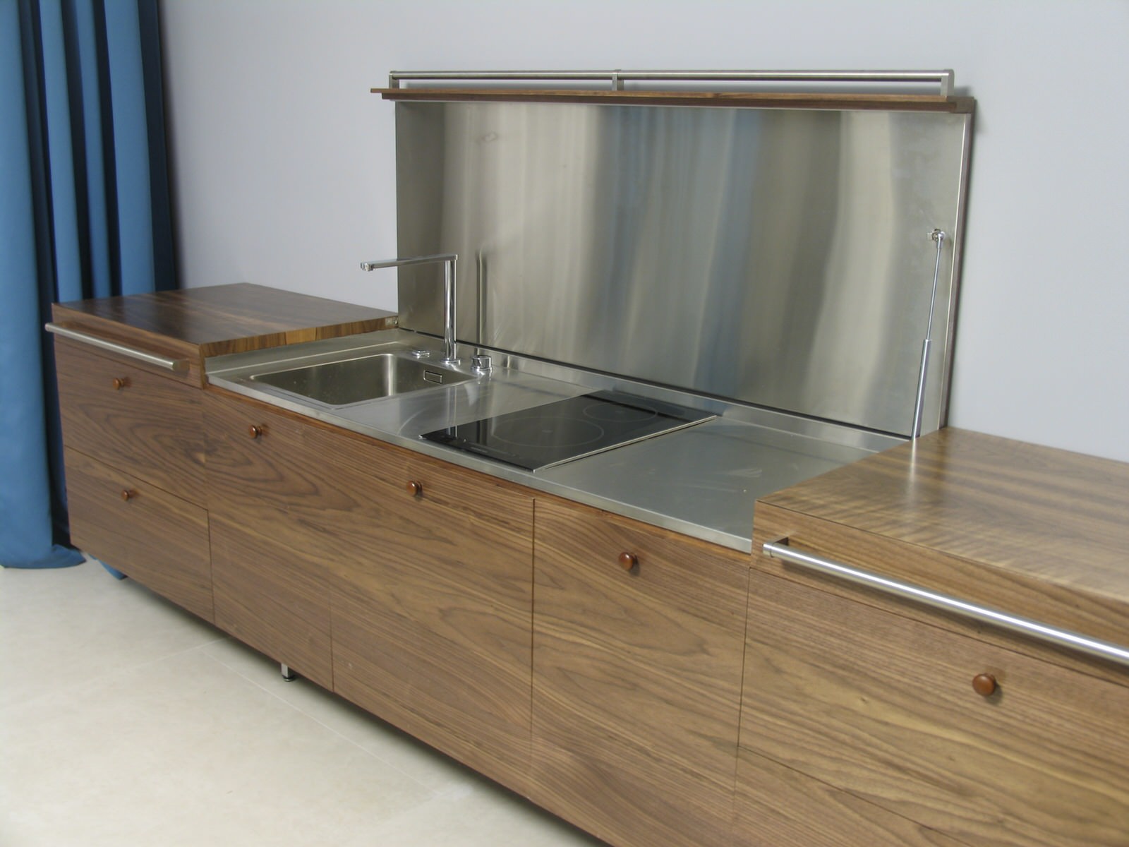 кватира 120 кв. м