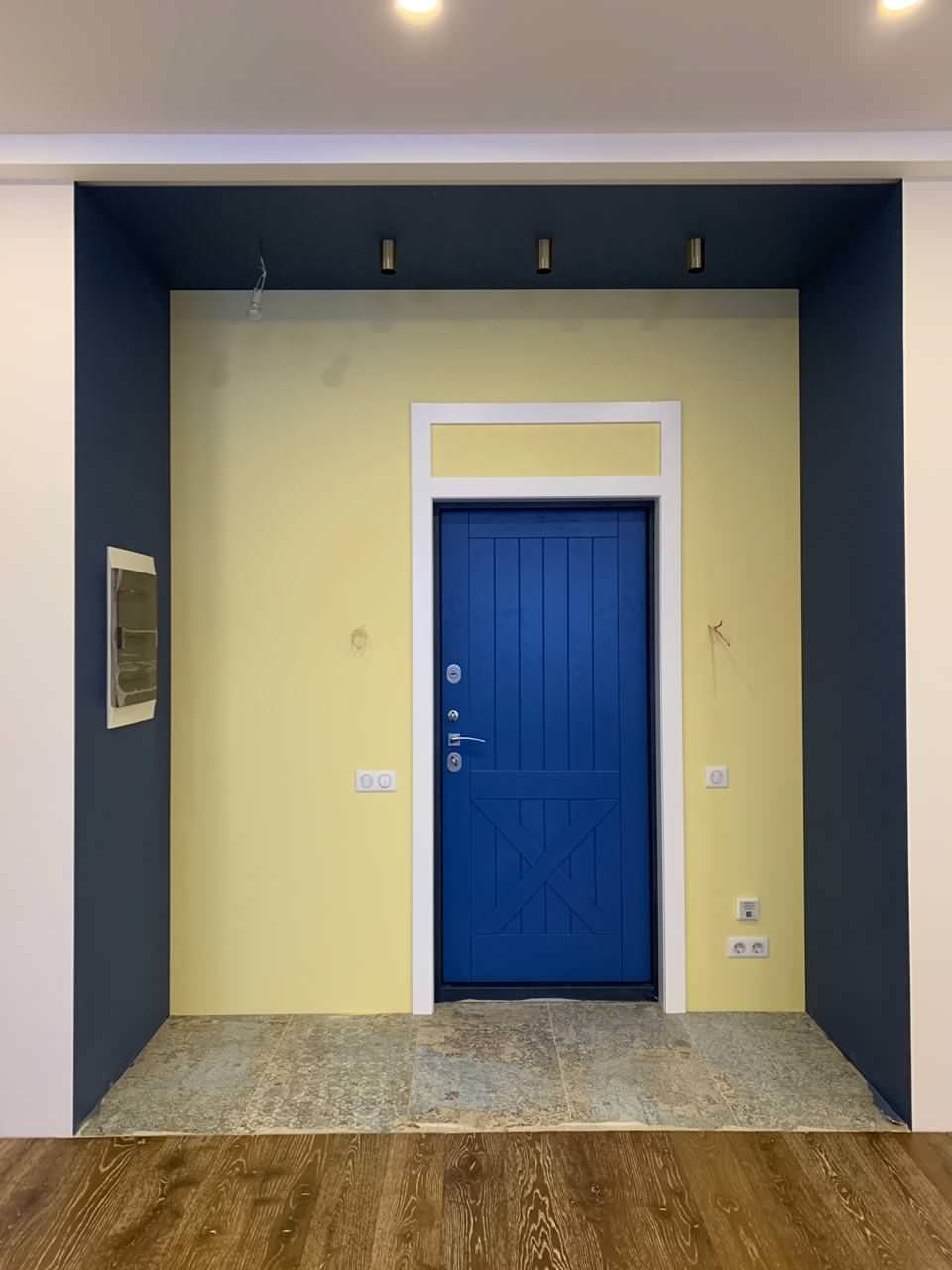 Обложка проекта: Двери в деревенском стиле