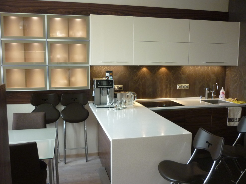 Обложка проекта: Витрины с подсветкой