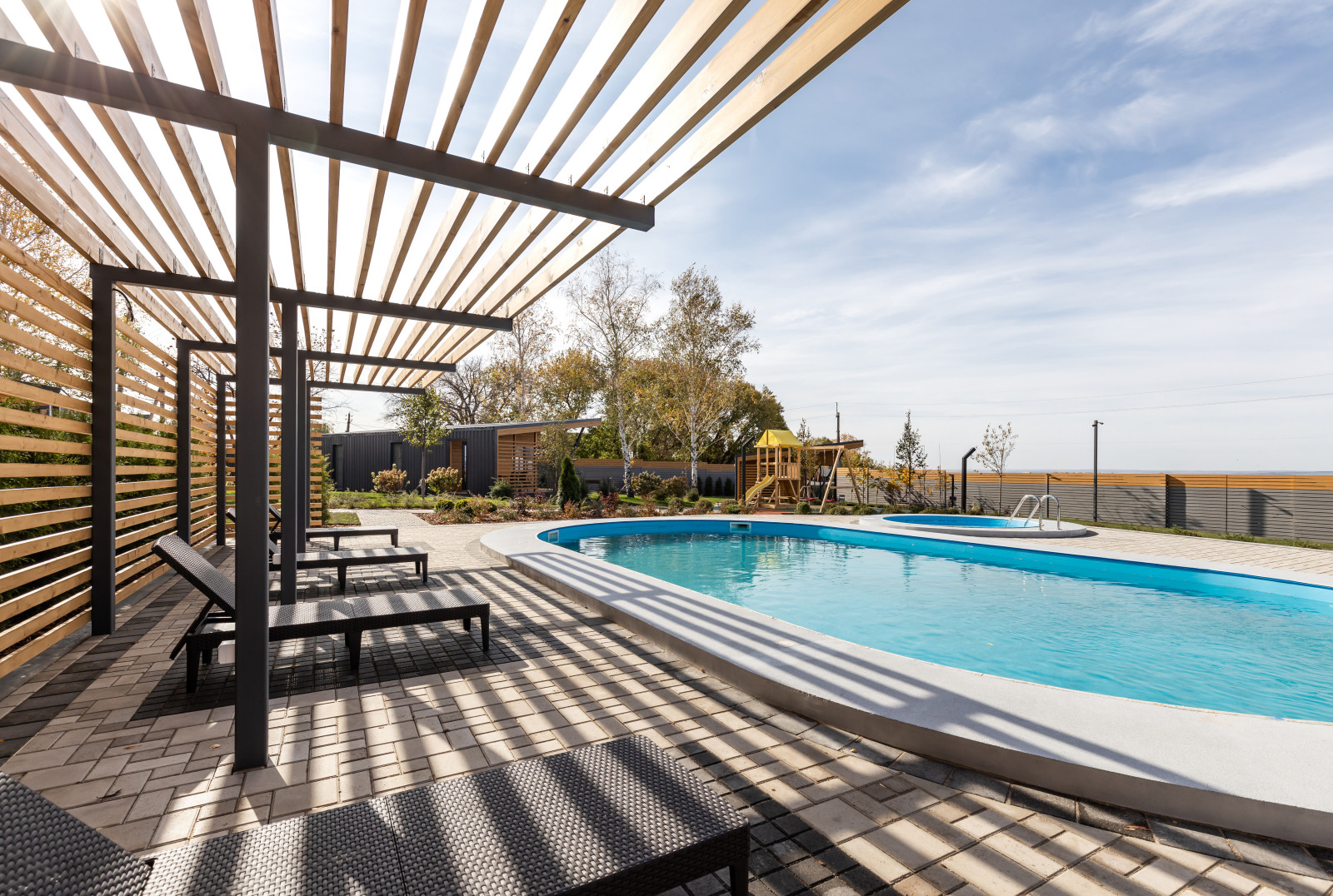 Обложка проекта: База отдыха в Хрящевке