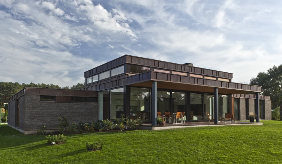 Современный взгляд на остекление (дерево-алюминиевые окна)