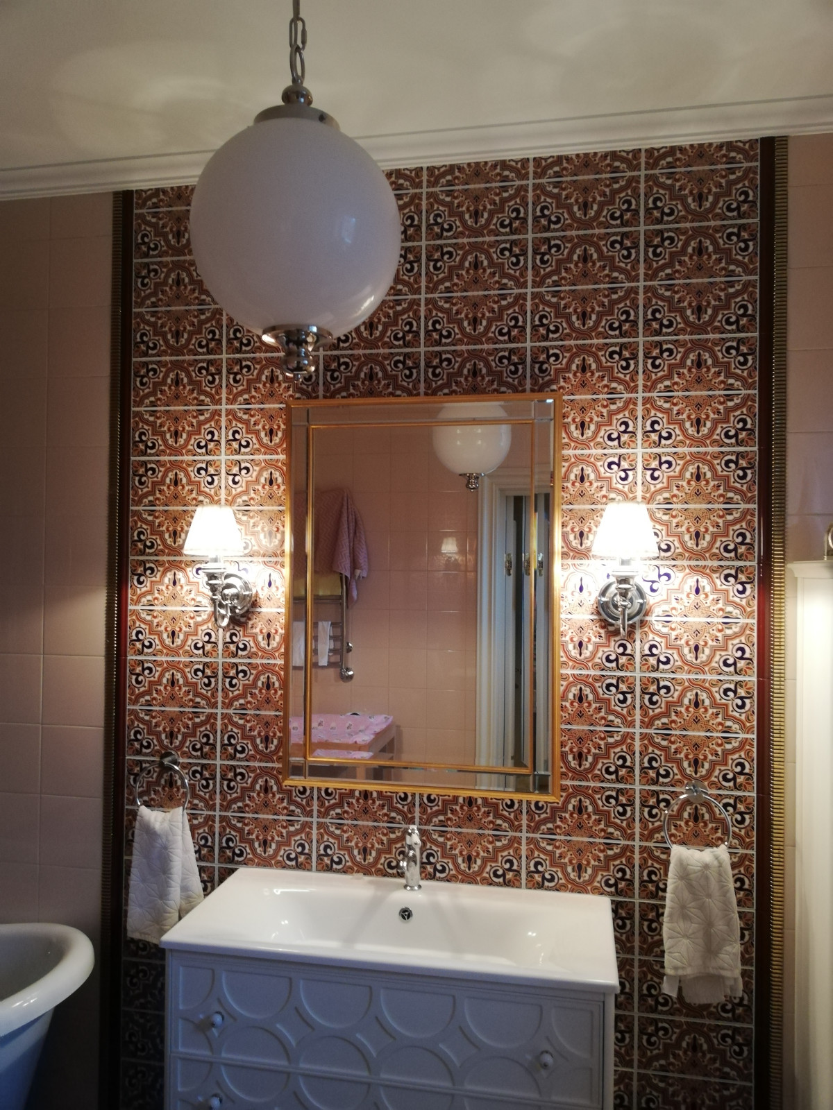 Дом в стиле американская классика, неоклассика. Фото в процессе