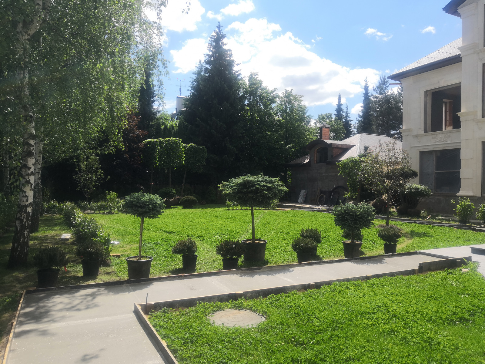 Landscape design of the territory (Moscow region)