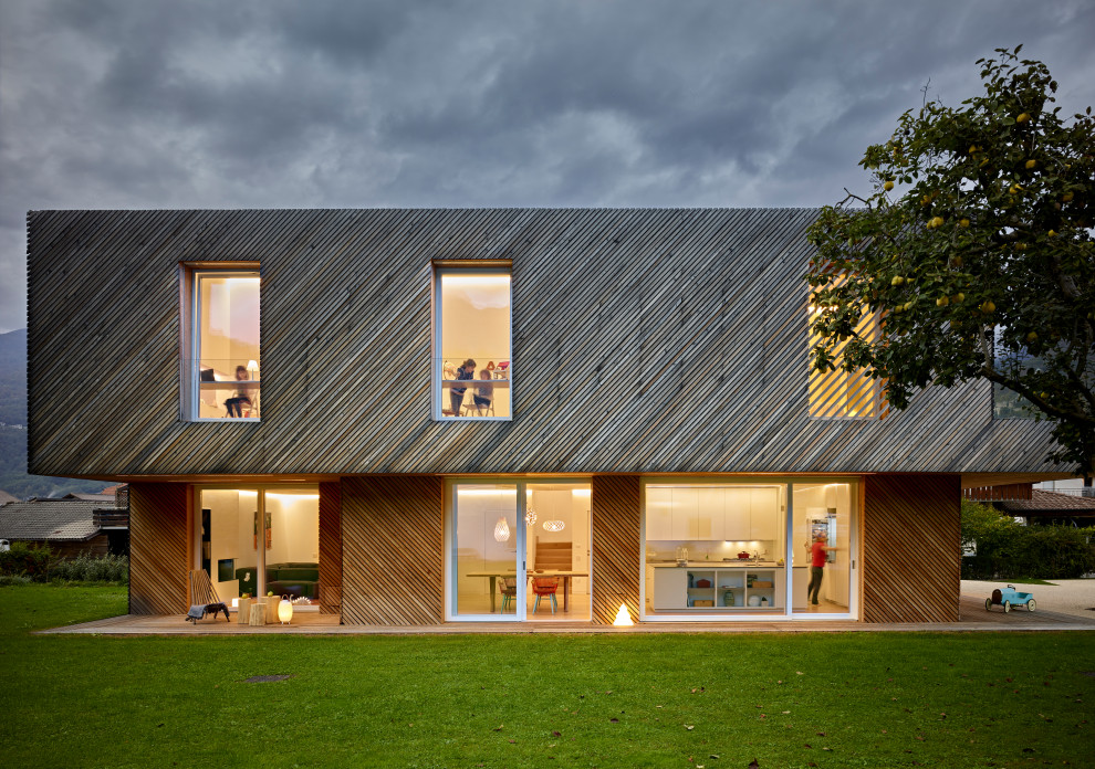 Houzz Италия: Энергоэффективный дом на участке для трех семей