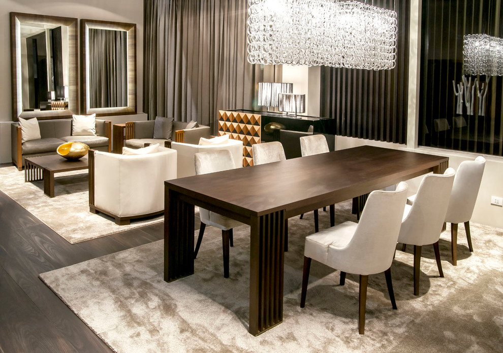 В интерьере