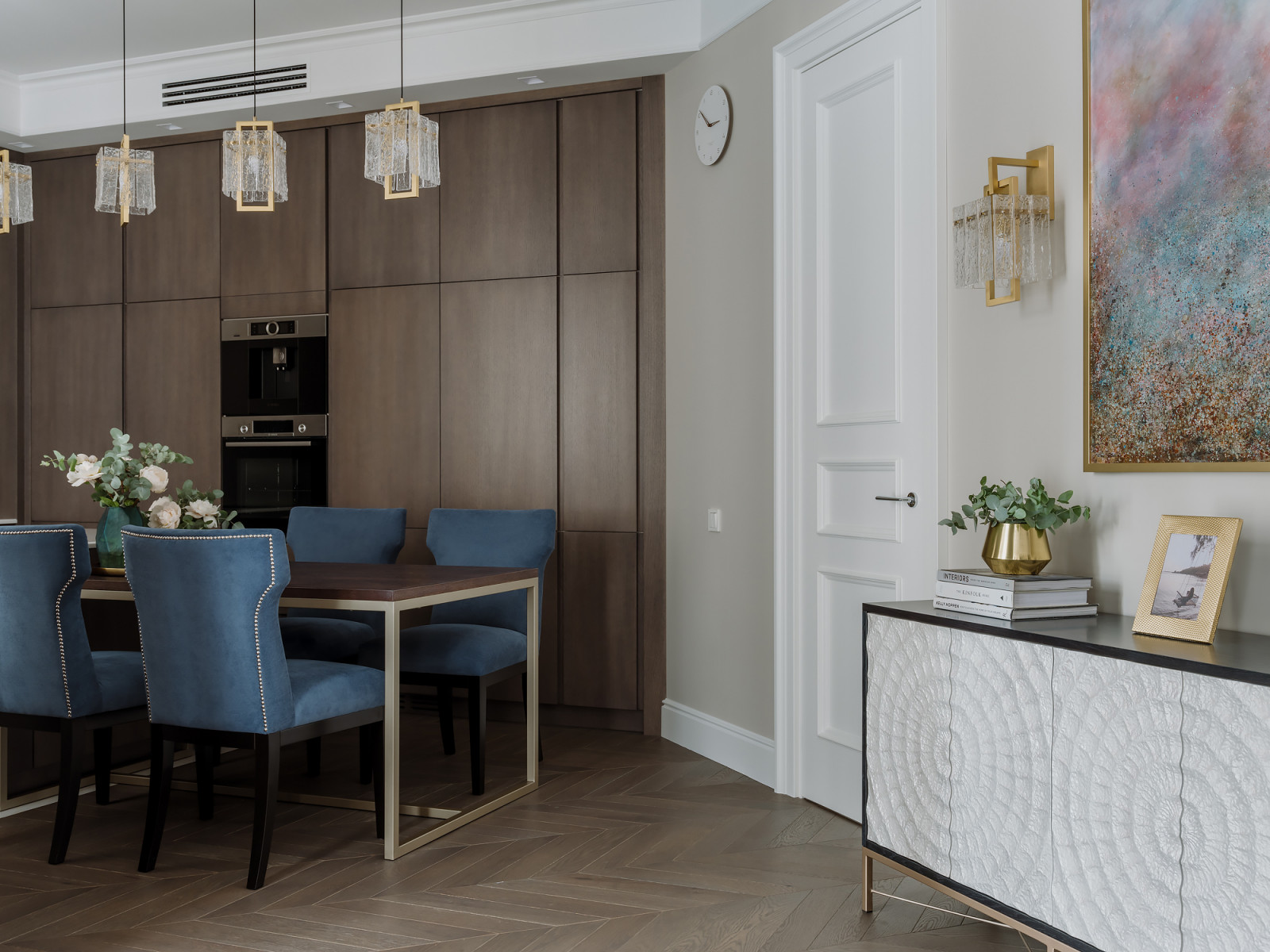 Наборная мебель на металлическом основании