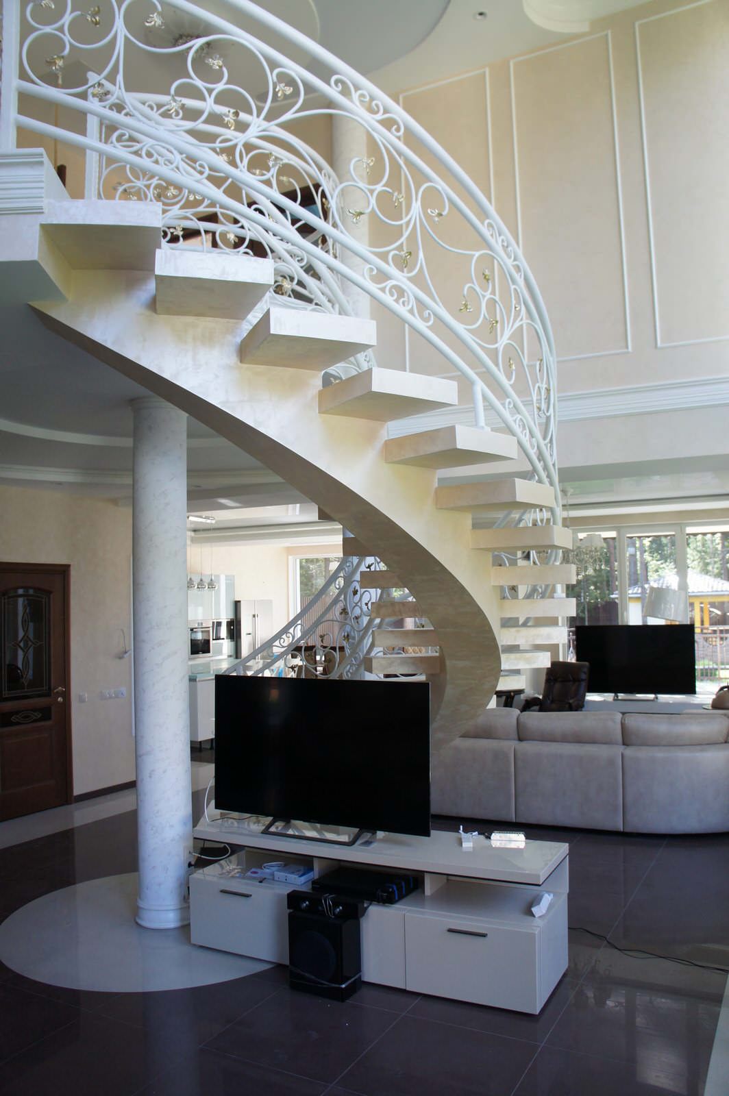 Дизайн интерьера загородного дома в Белоострове