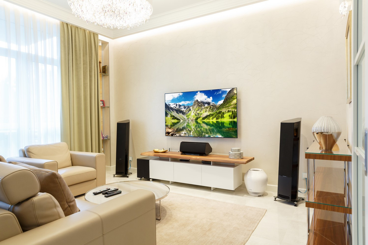 Стильный домашний кинотеатр «по-итальянски»