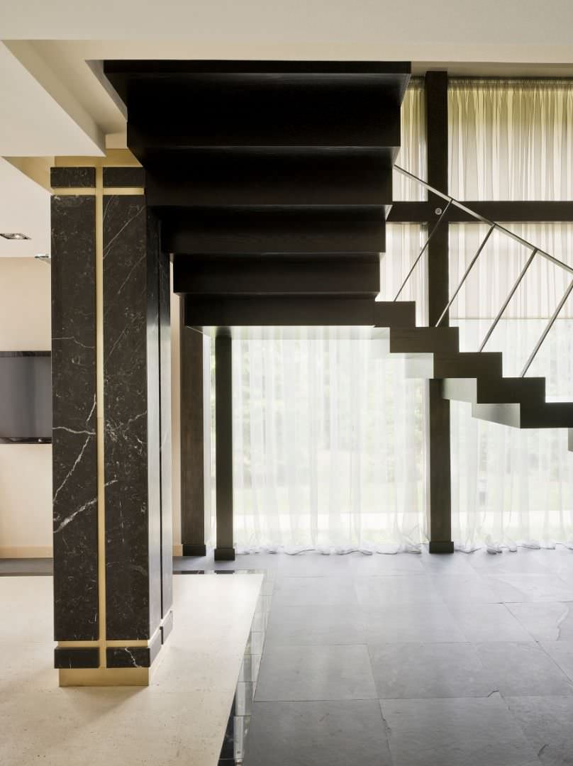 ДОМ В РЕПИНО