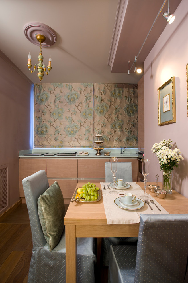 Небольшая квартира для девушки