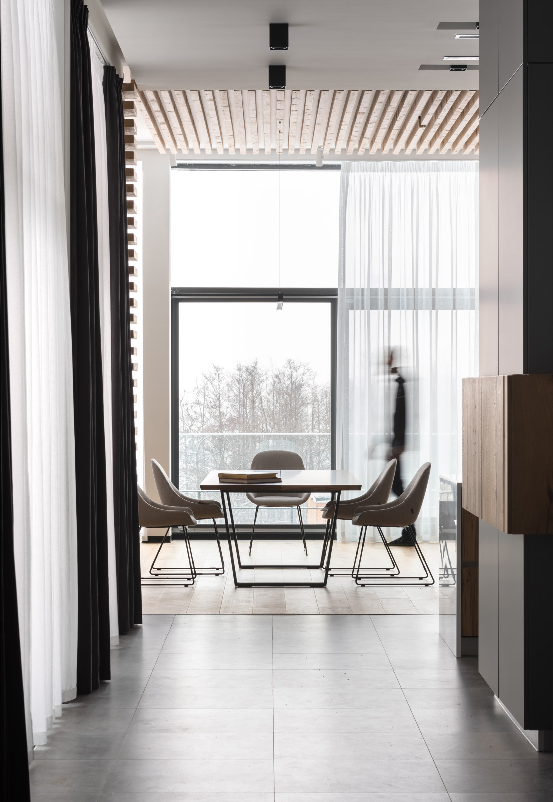 Дом на склоне