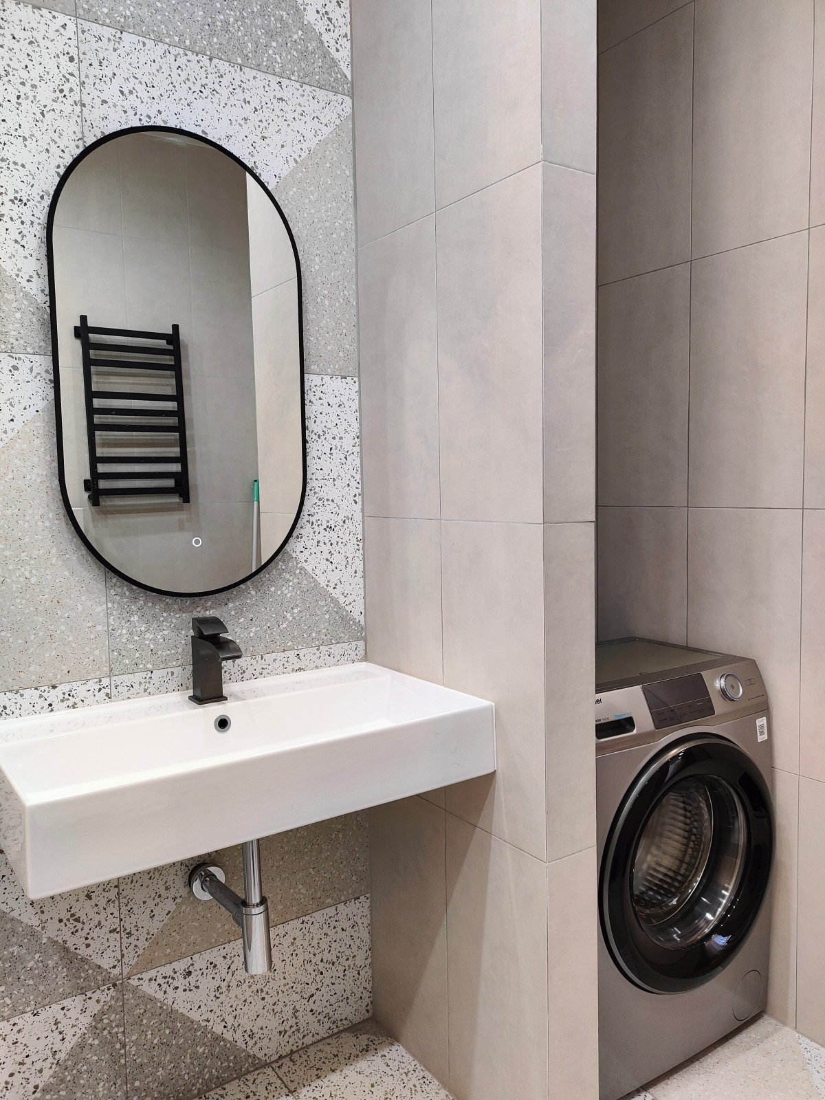 Маленькая, но яркая квартира студия