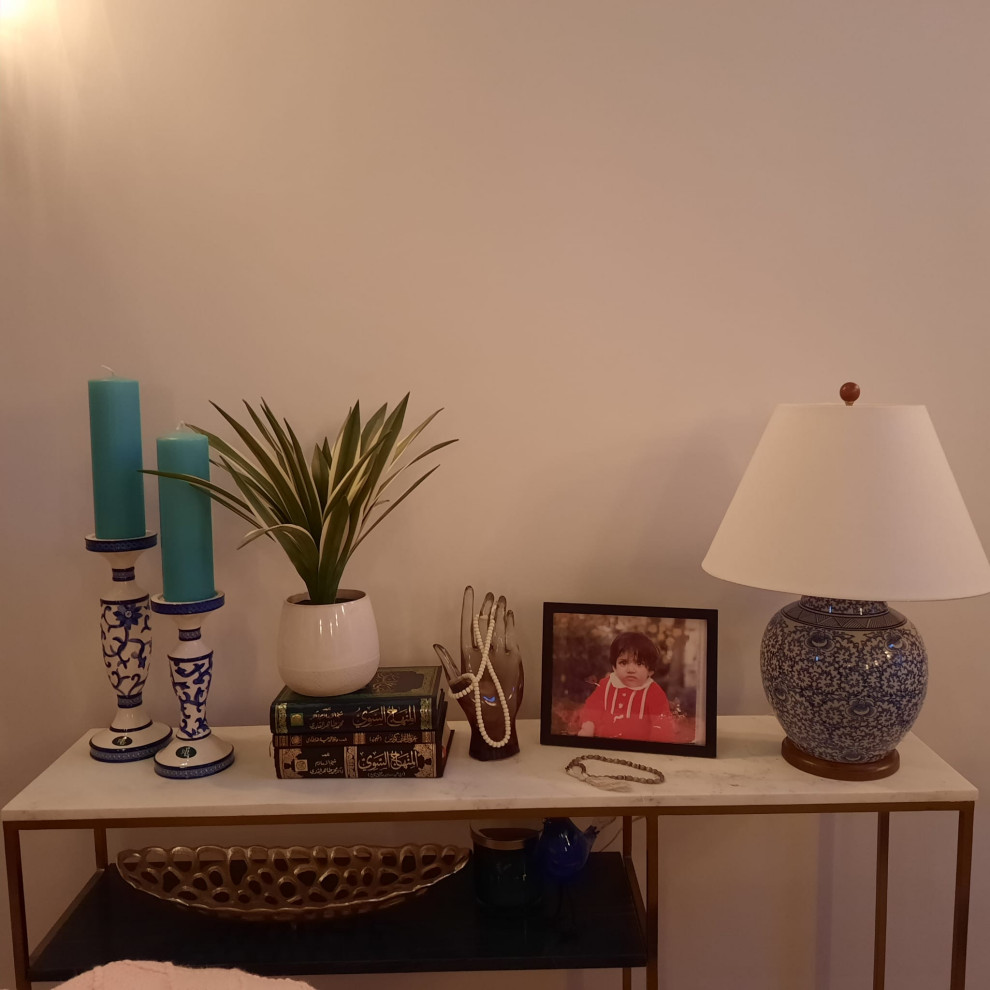 Transitional house decoration