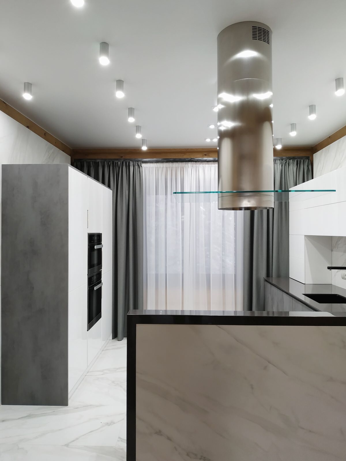 Обложка проекта: Реализация. Кухня в доме из дикого бруса.