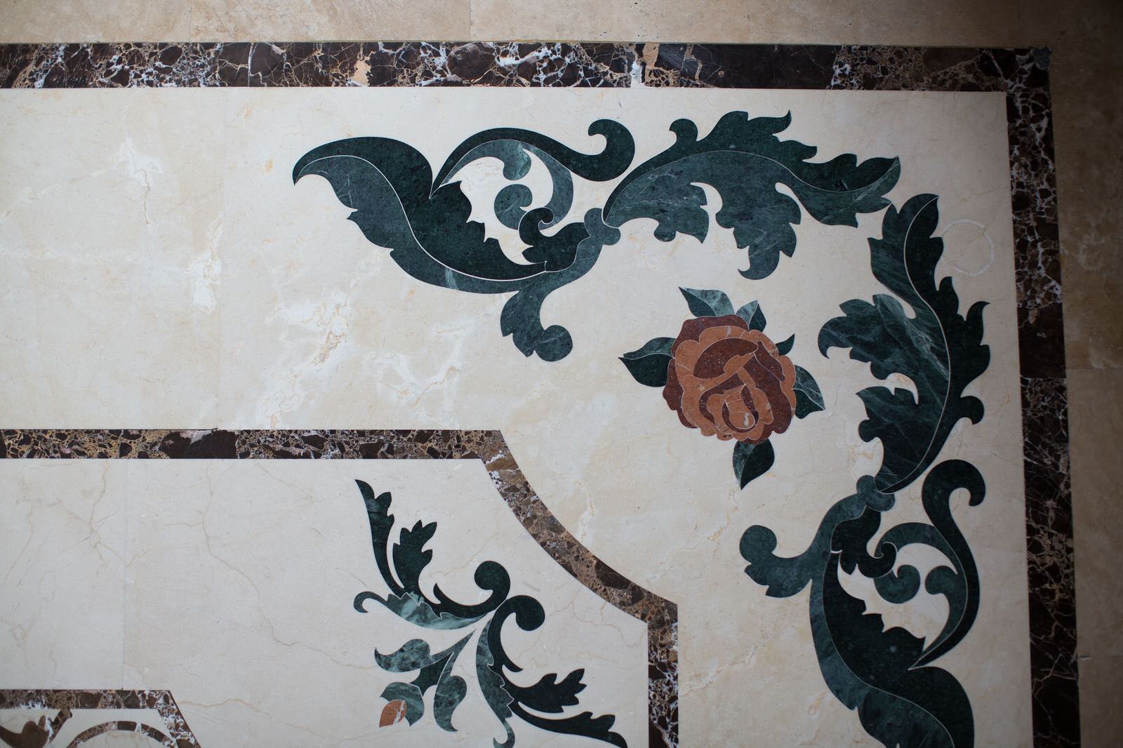 Художественный пол из камня