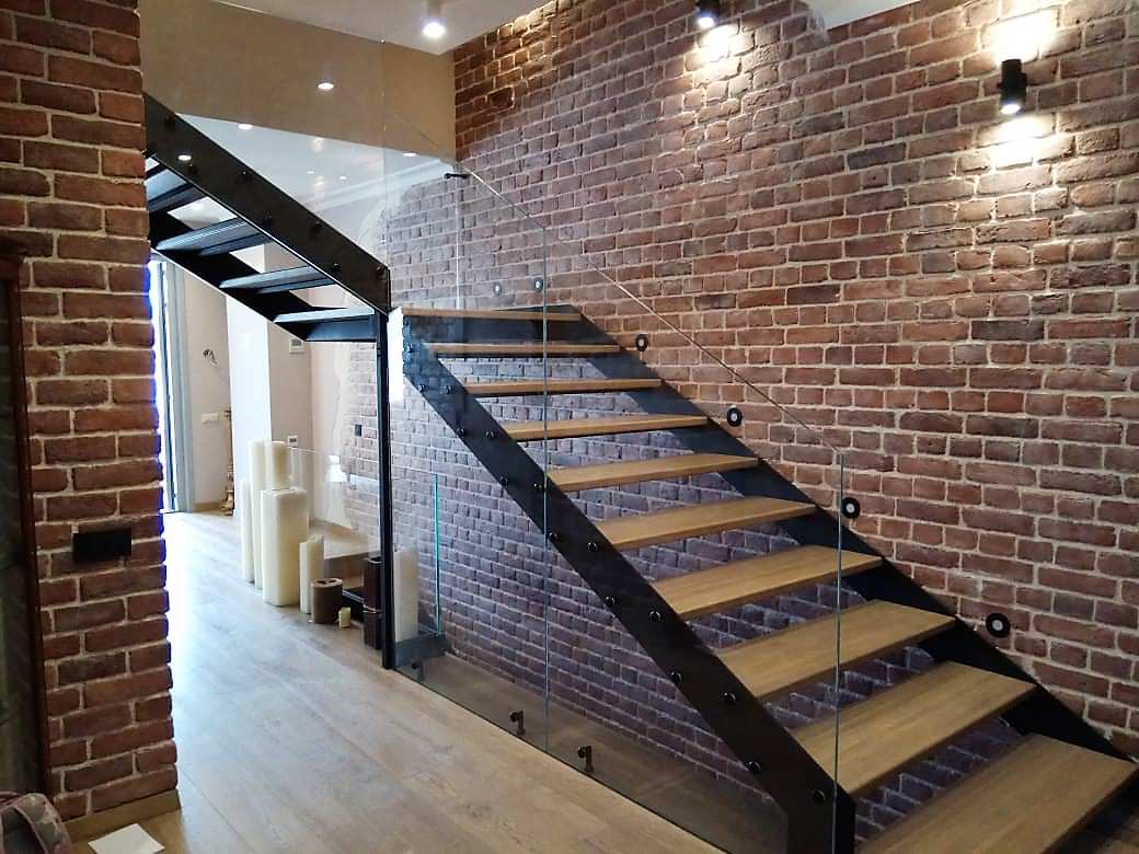 Лестница в интерьере в стиле Лофт