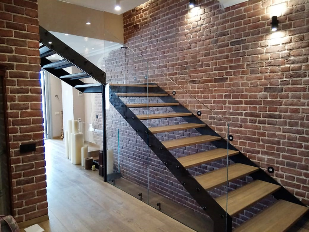 Лестница в интерьере в стиле Лофт