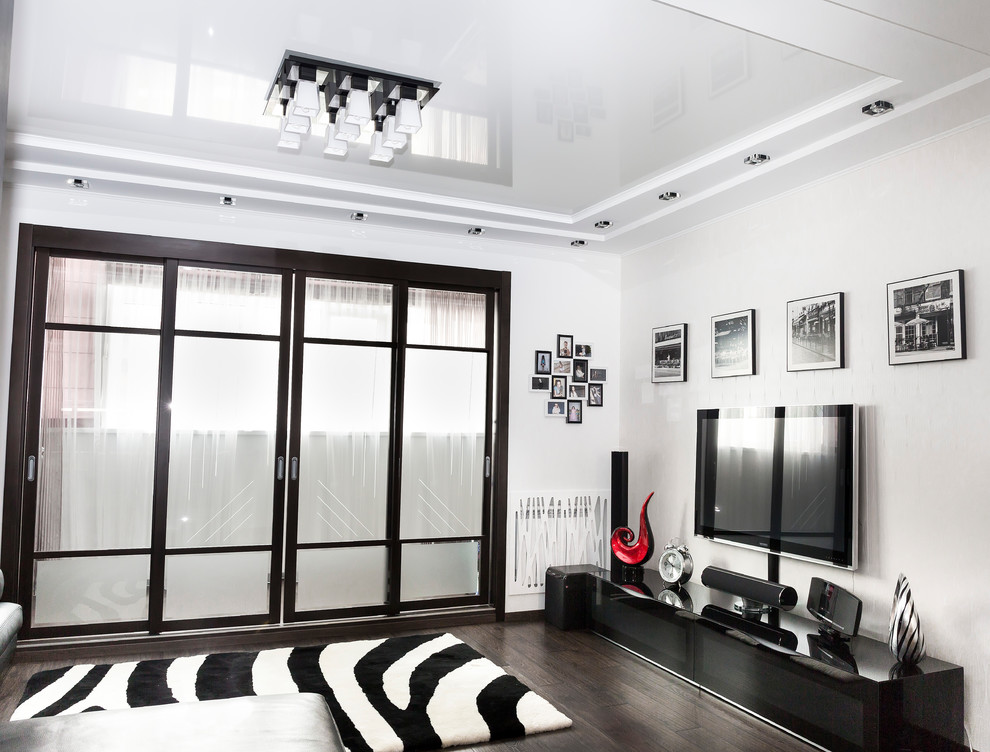 2-х комнатная квартира в черно-белых тонах с акцентами красного