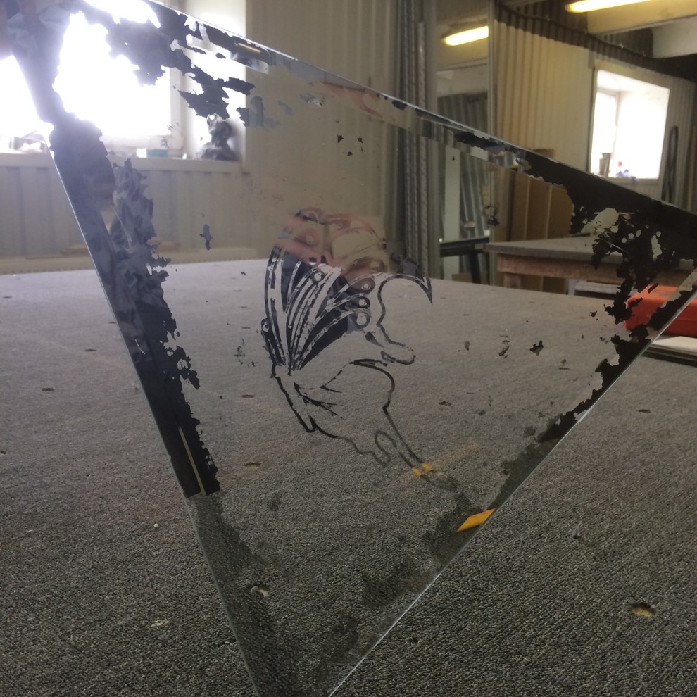 Искусственное старение зеркал и стекла