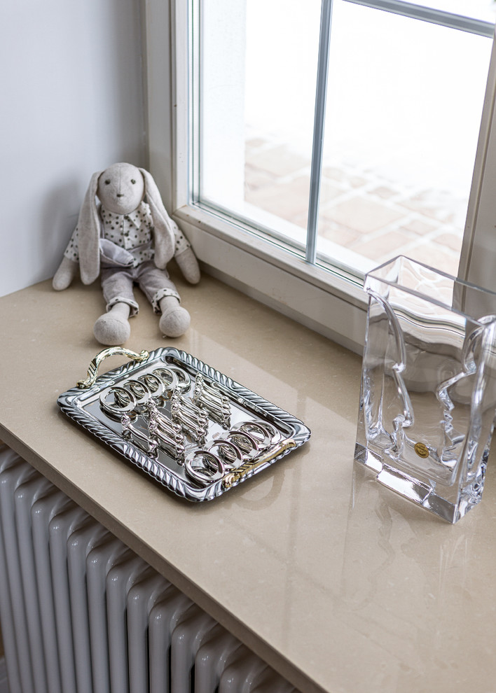 Немного солнца в холодной воде. Реализация