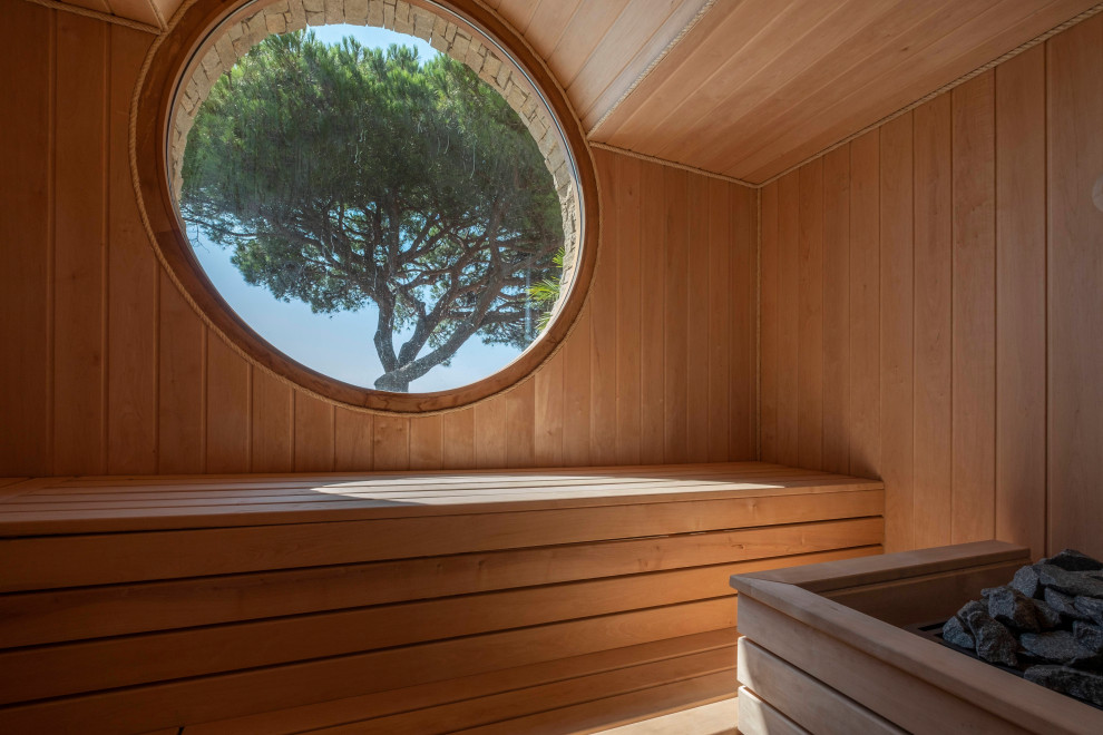 Дом в Бланесе, Испания