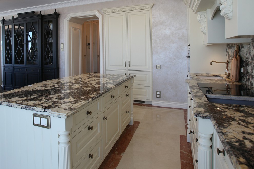 Кухня в городской квартире