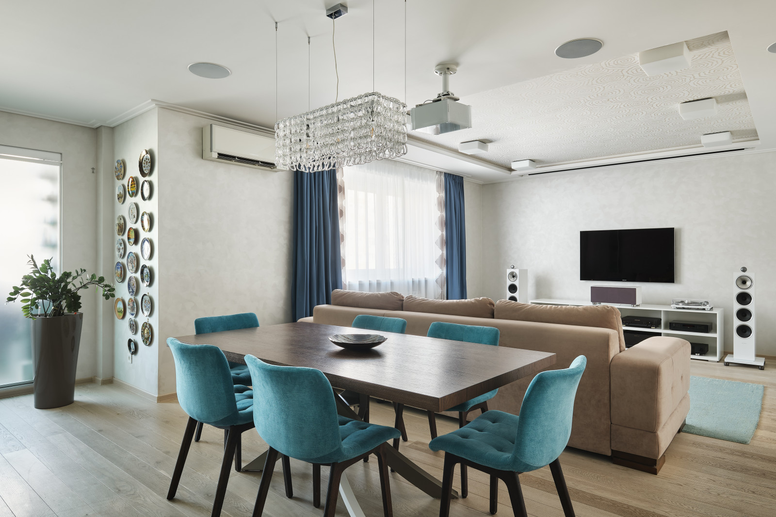 Обложка проекта: Гнаровской - реализация (дизайн-проект Юлии Комогоровой)