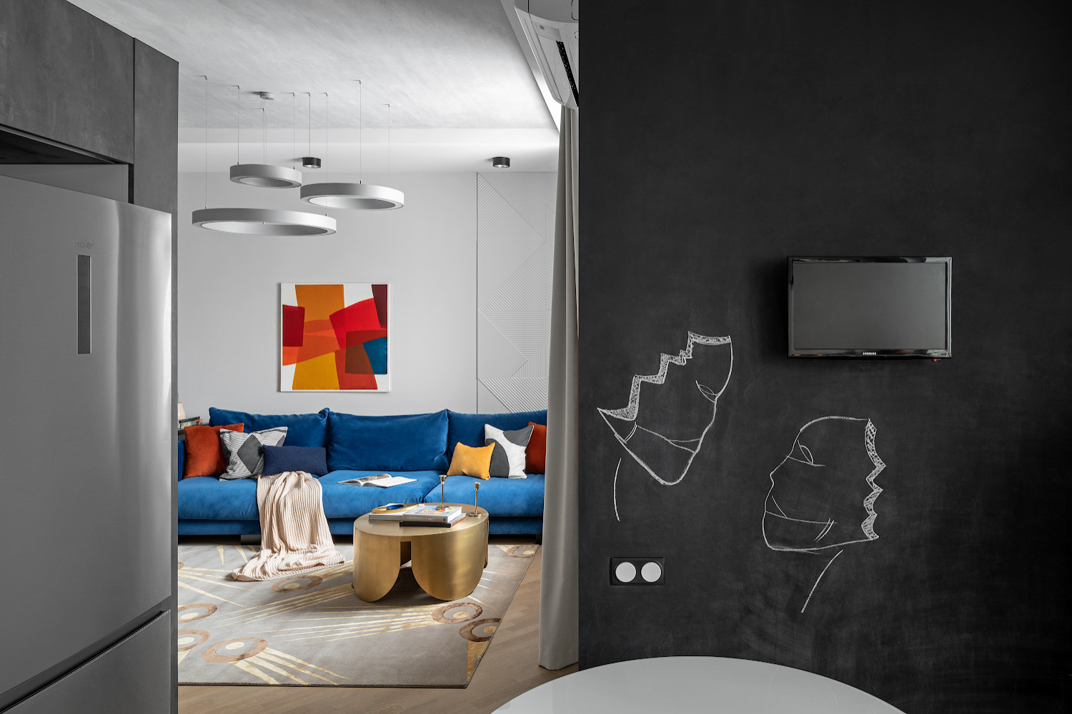 Houzz тур: Квартира для большой семьи дизайнера